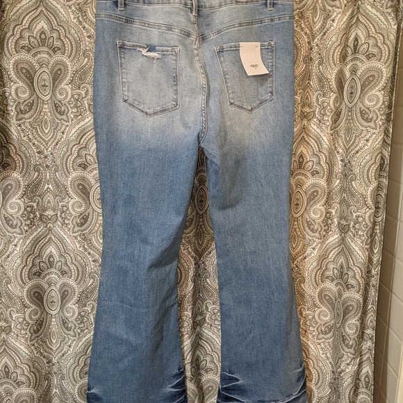 18W Vervet flare jeans new - Picture 3 of 7